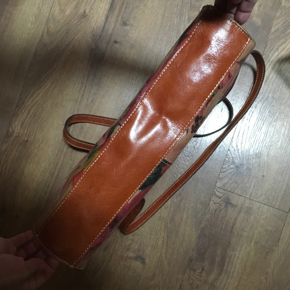 PATRICIA NASH FLORAL LEATHER PURSE - Picture 11 of 13